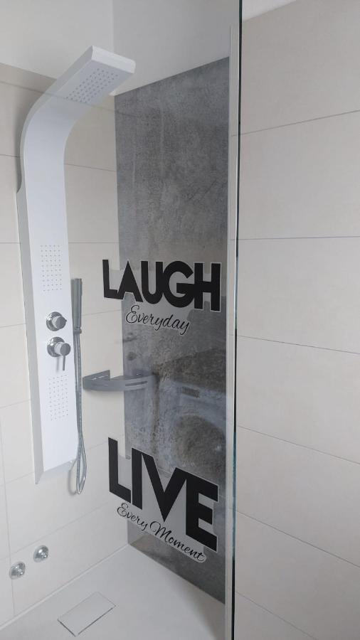 Sam&Sun Apartment Torbole Sul Garda Ngoại thất bức ảnh